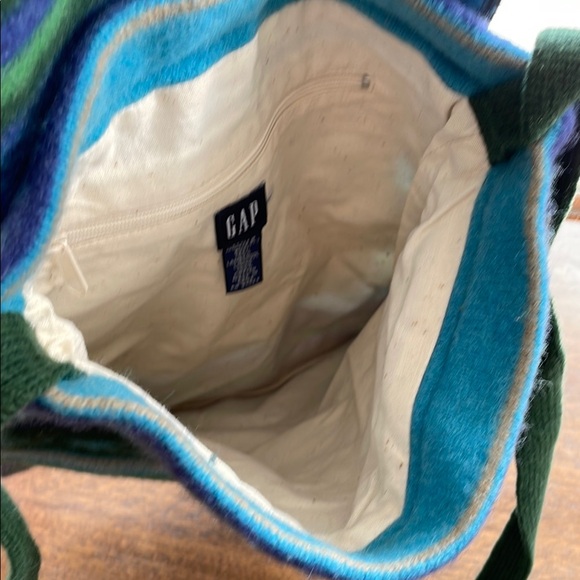 Gap Striped Knit Shoulder Bag - Picture 4 of 6